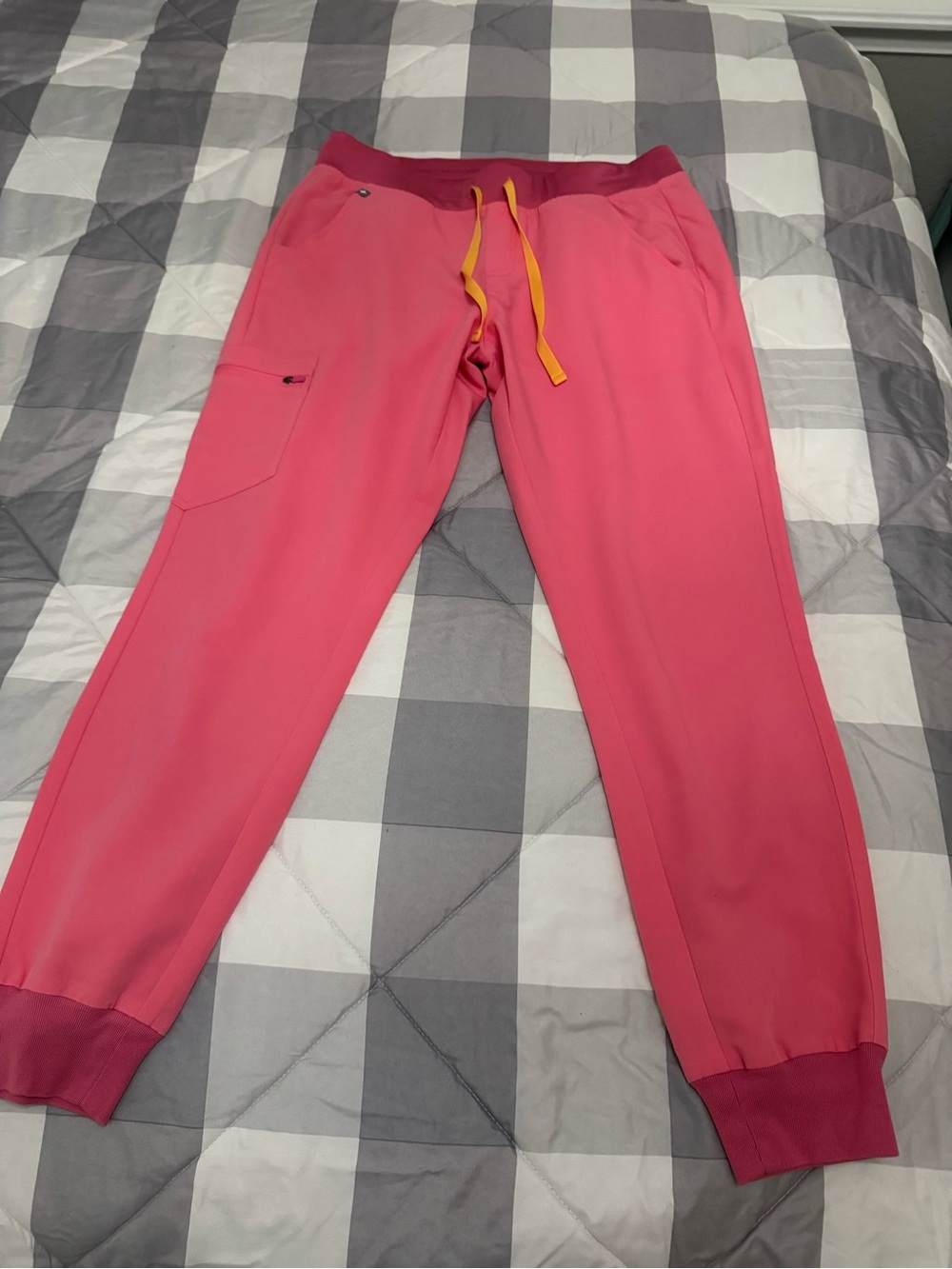 Women’s Figs Pink Jogger Pants with Contrast Drawstring